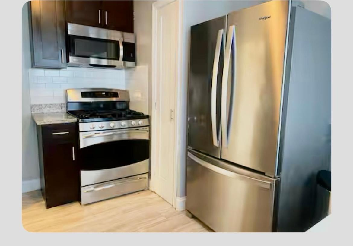 Cozy, Upstairs Apartment Pets Welcome With Fee Family Friendly Close To Everything كليفلاند المظهر الخارجي الصورة